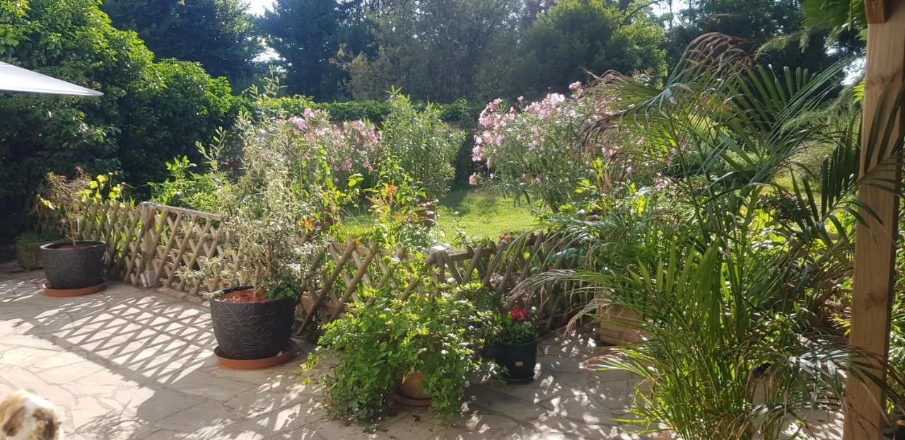 Maison Anne Face To Park In Vernon Giverny 外观 照片